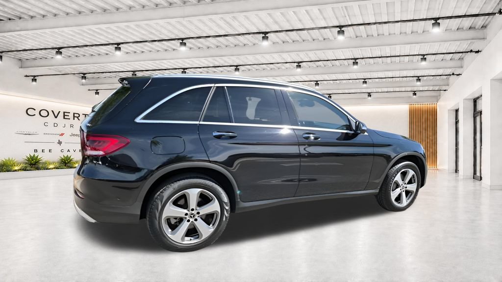 Used 2022 Mercedes-Benz GLC 300 4MATIC w/ Driver Assistance Package image 13