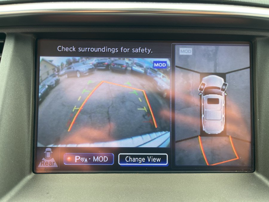 Used 2015 INFINITI QX80 4WD w/ Deluxe Technology Package image 21