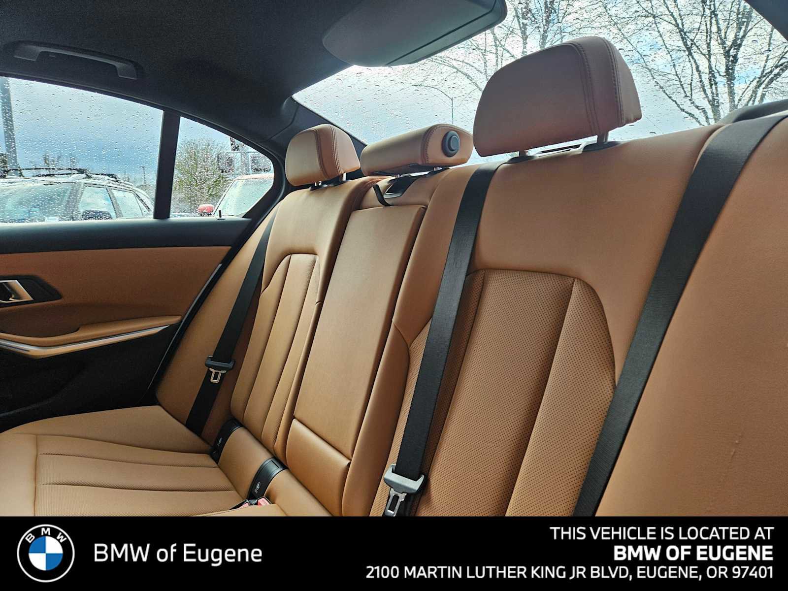 Used 2025 BMW 330i xDrive Sedan w/ Convenience Package image 21