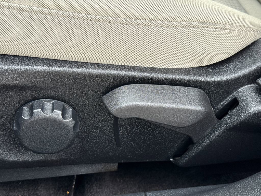 Used 2018 Ford Fusion S image 22