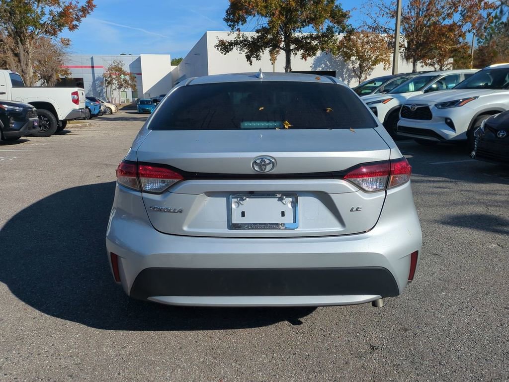 Certified 2022 Toyota Corolla LE image 6