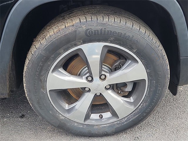 Used 2019 Jeep Cherokee Limited w/ Trailer Tow Group image 10