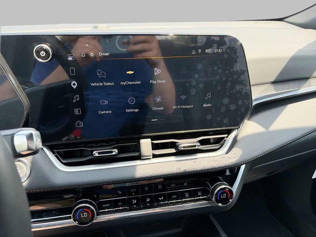 New 2026 Chevrolet Equinox LT w/ Convenience Package II FWD image 18