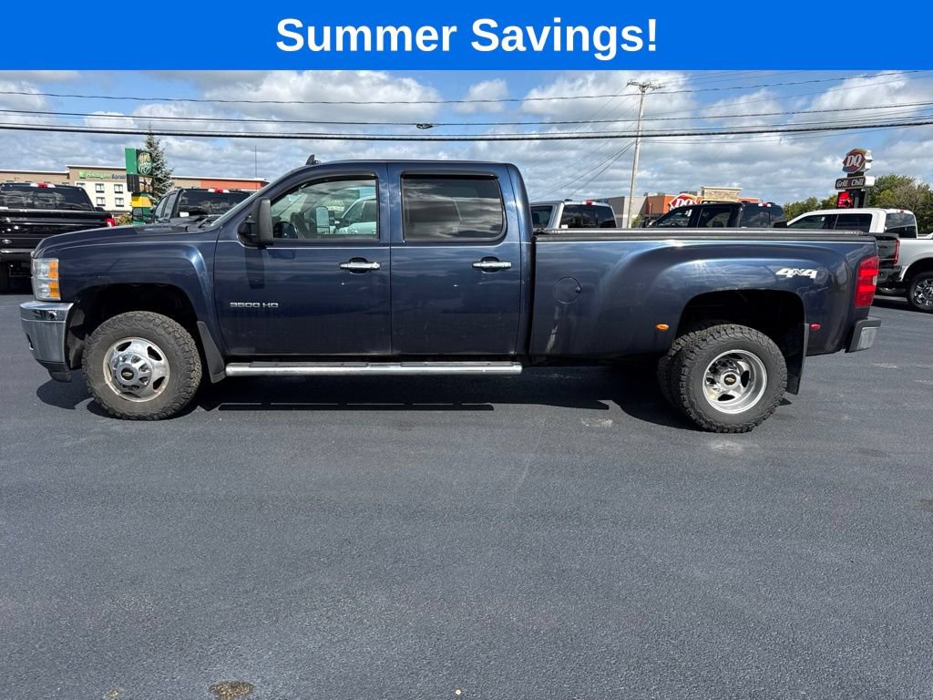 Used 2012 Chevrolet Silverado 3500 LT w/ Interior Plus Package AWD/4WD image 4