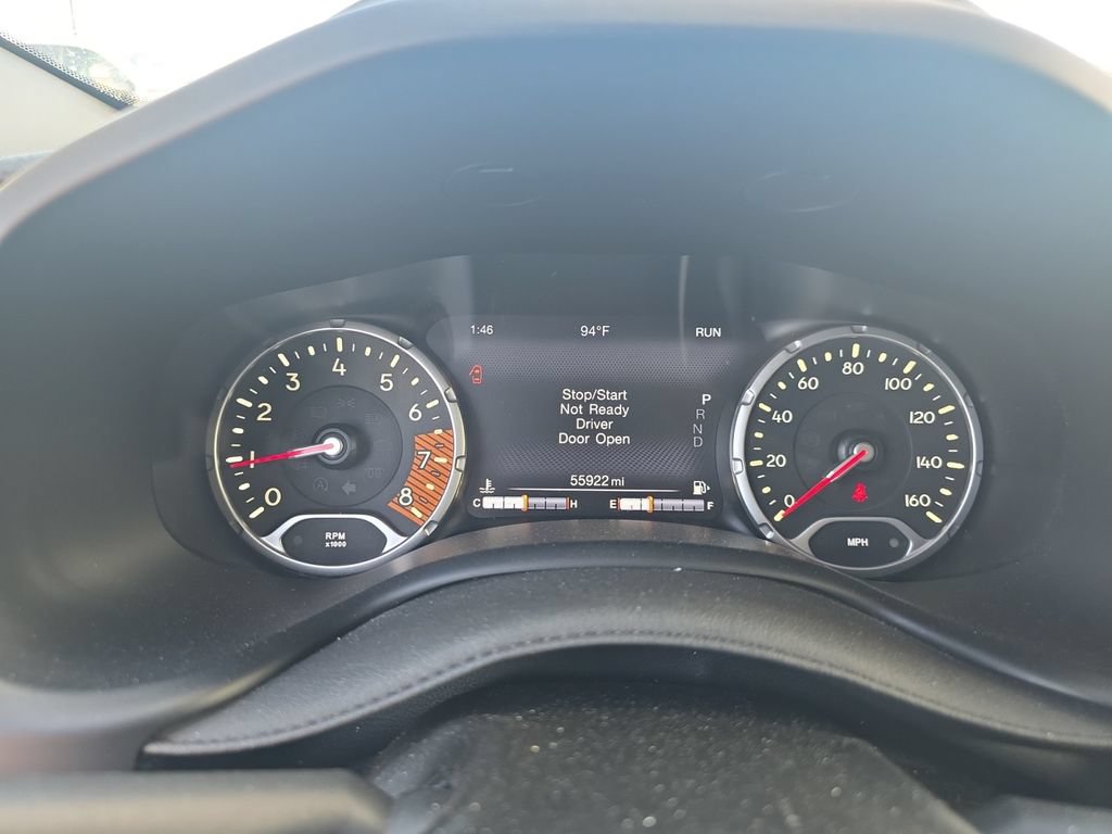 Used 2023 Jeep Renegade Latitude AWD/4WD image 23