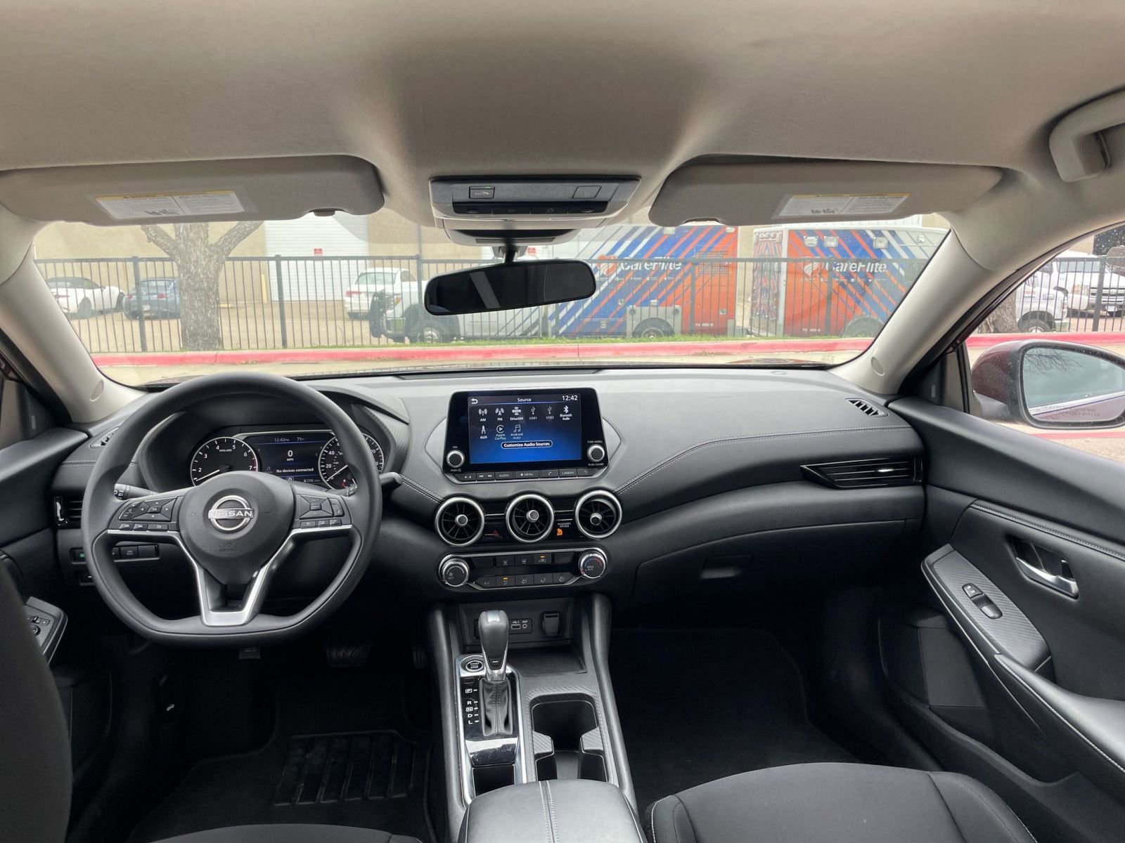 Used 2025 Nissan Sentra SV image 36