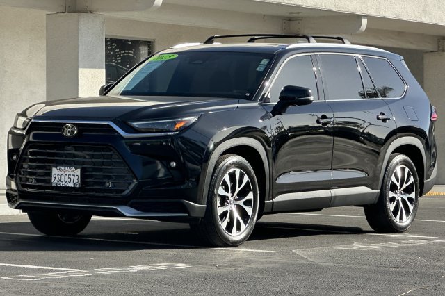Used 2025 Toyota Grand Highlander AWD Hybrid image 8