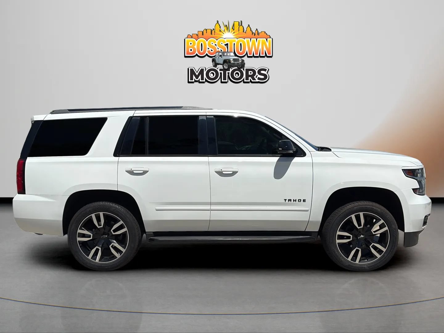 Used 2018 Chevrolet Tahoe Premier w/ RST 6.2L Performance Edition RWD image 9