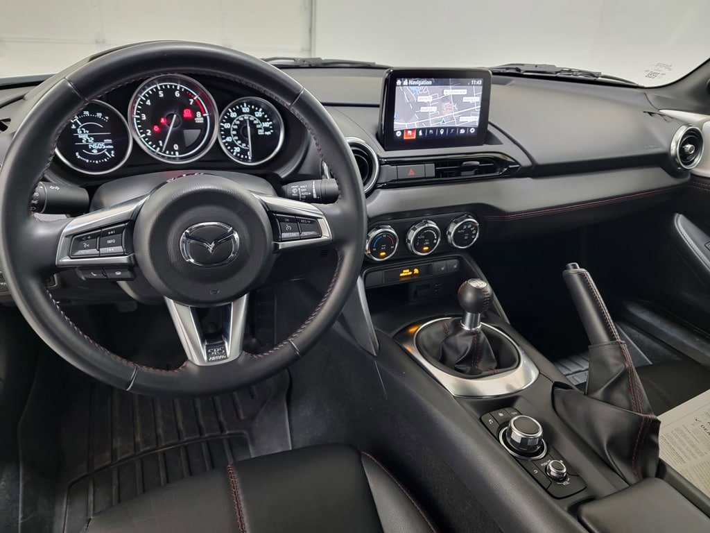 Used 2018 MAZDA MX-5 Miata Grand Touring RWD image 13