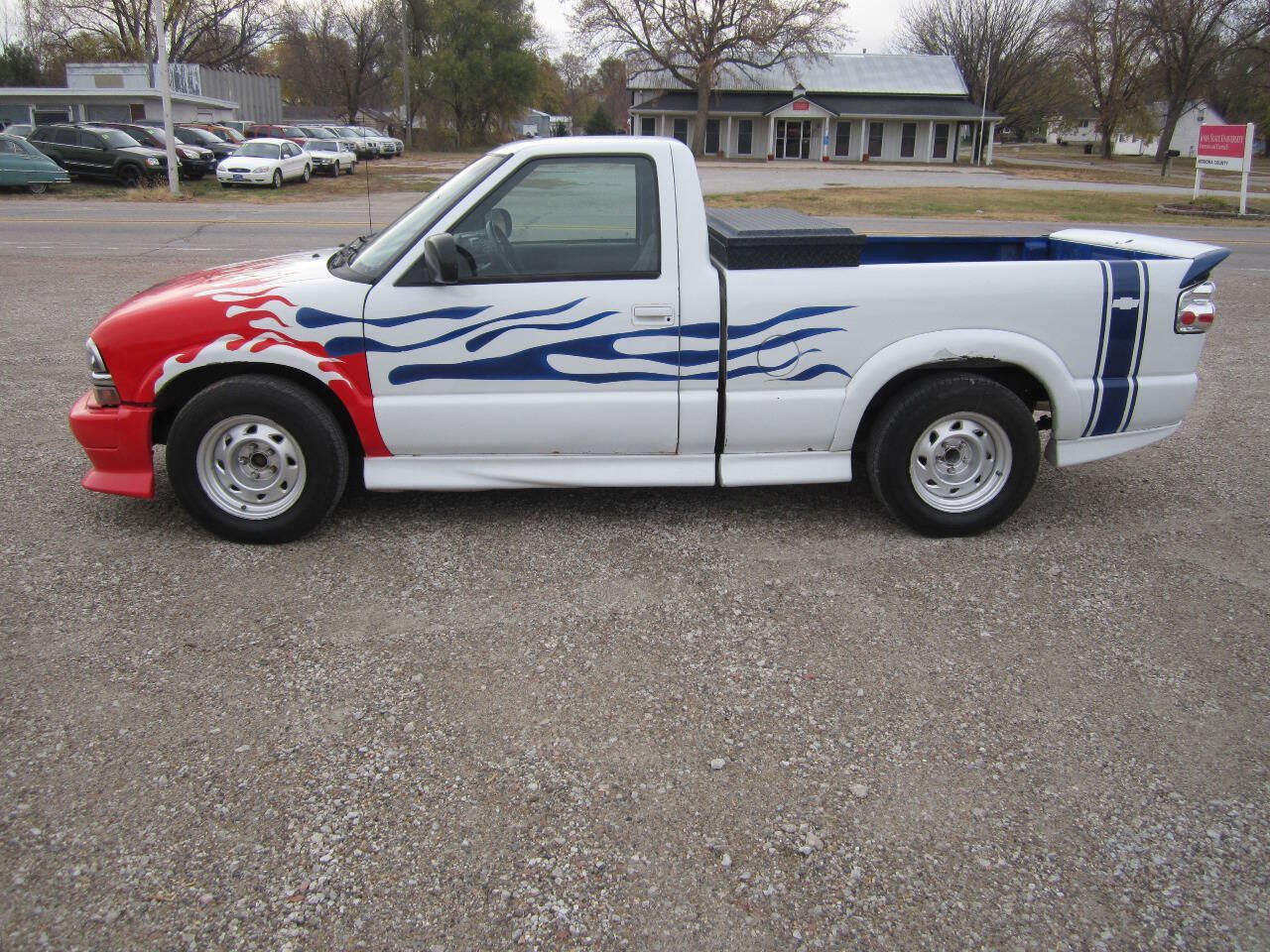 Used 2000 Chevrolet S10 Pickup Xtreme w/ Preferred Equipment Group RWD image 4