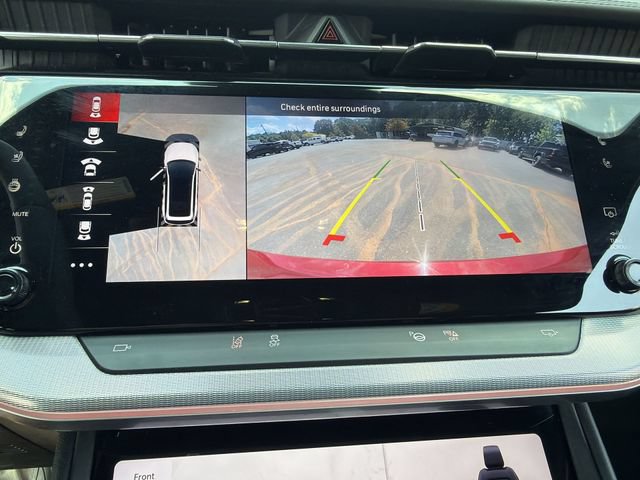 Used 2024 Jeep Wagoneer Launch Edition AWD/4WD image 26