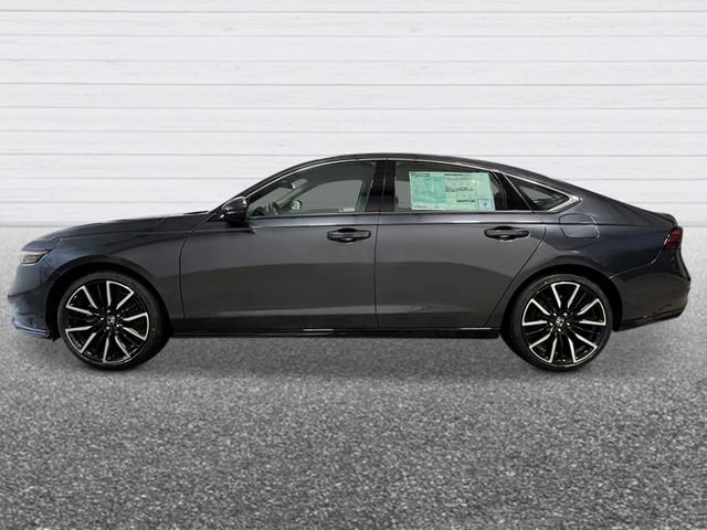 New 2026 Honda Accord Touring image 2