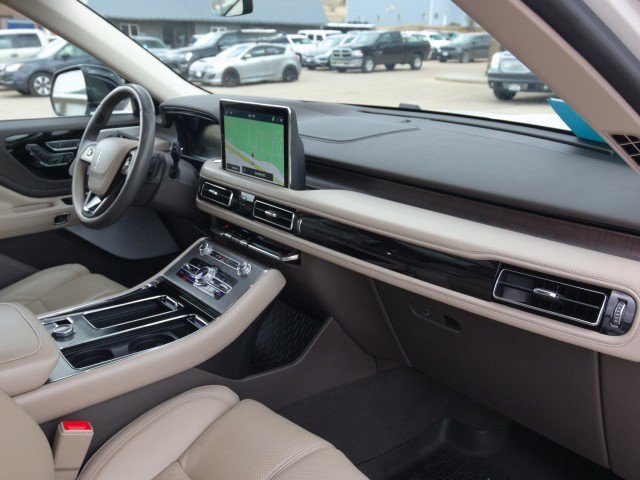 Used 2022 Lincoln Aviator Reserve w/ Equipment Group 201A image 42