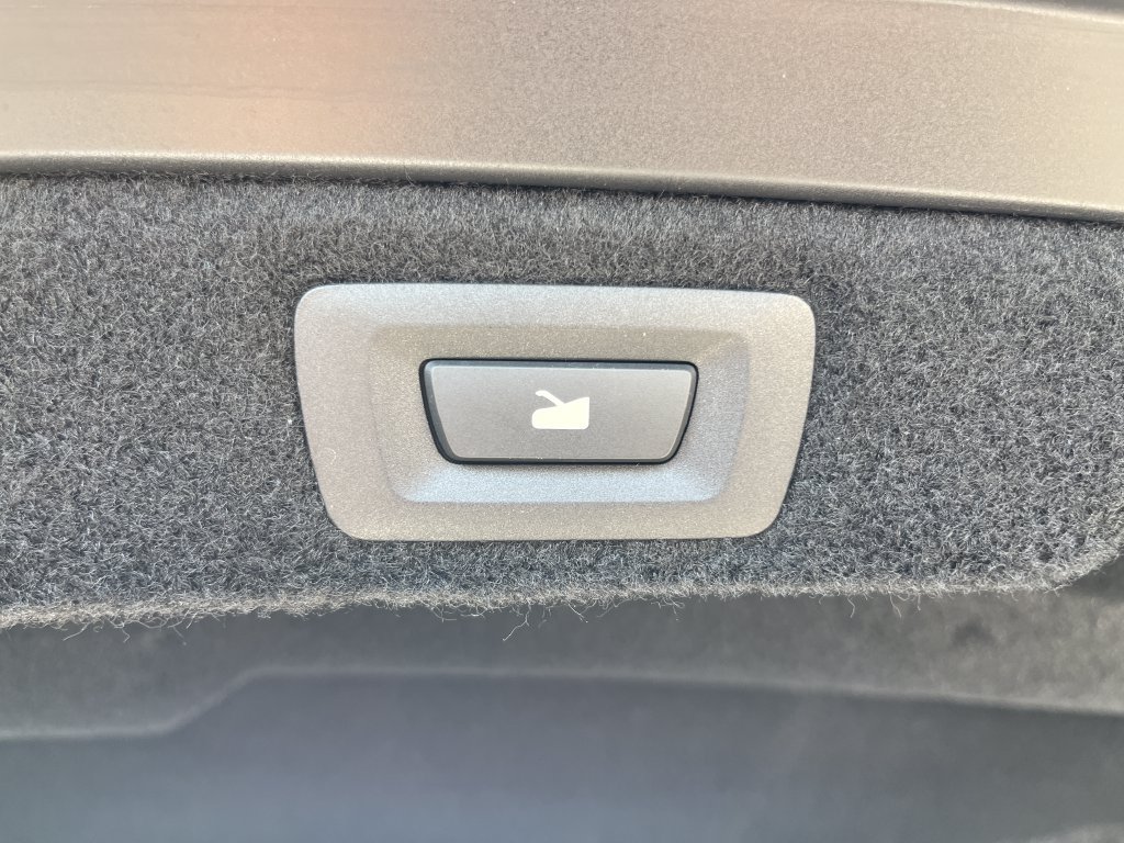 Used 2024 Lucid Air Touring AWD/4WD image 10