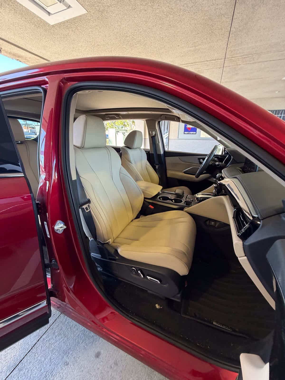 Used 2024 Acura MDX FWD image 13