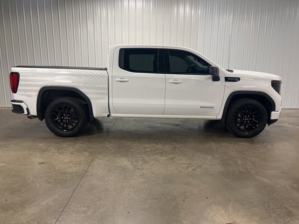 Used 2022 GMC Sierra 1500 Elevation w/ Preferred Package image 2