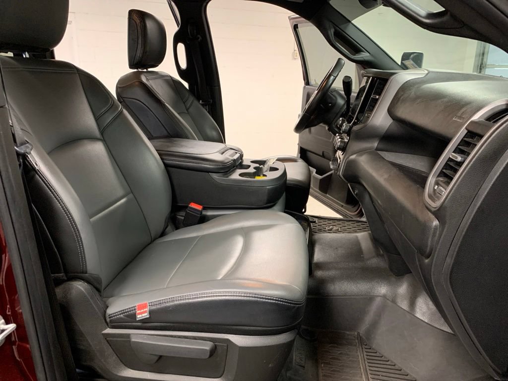 Used 2021 RAM 3500 Tradesman w/ Chrome Appearance Group AWD/4WD image 6