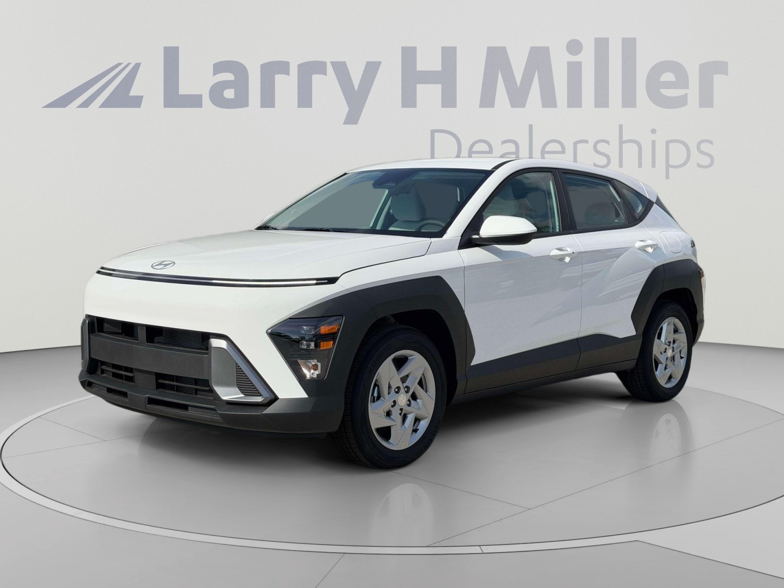 New 2027 Hyundai Kona SE FWD image 3