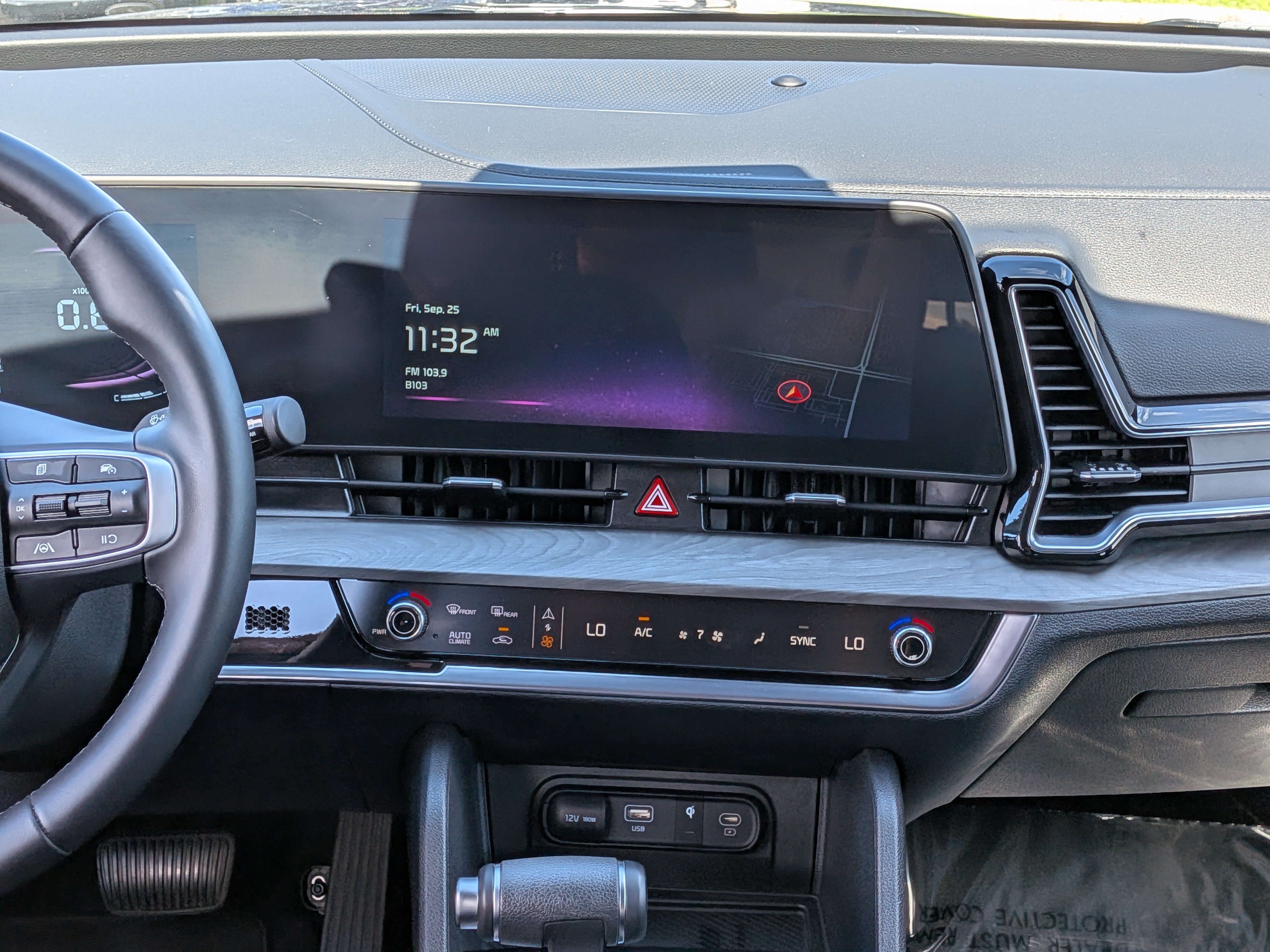 Used 2025 Kia Sportage X-Line AWD/4WD image 19