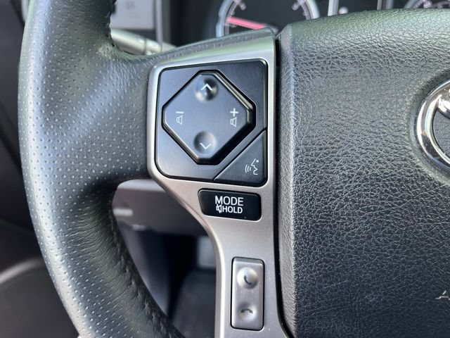 Used 2022 Toyota 4Runner Limited AWD/4WD image 19