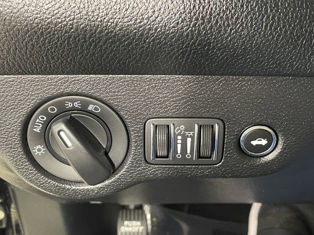 Used 2019 Dodge Challenger SRT Hellcat image 15