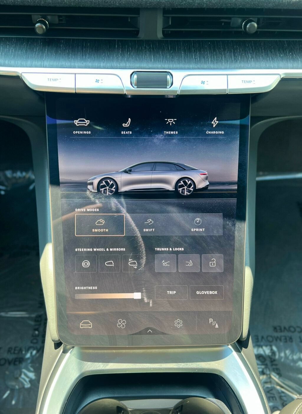 Used 2025 Lucid Air Pure RWD image 29
