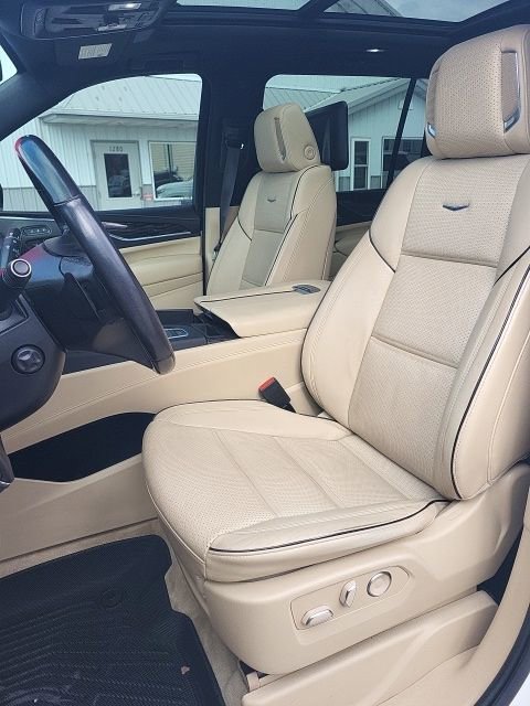 Used 2021 Cadillac Escalade ESV Premium Luxury w/ Driver Assist Tech Package image 2