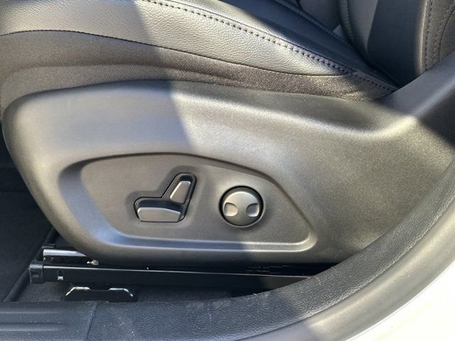 New 2026 Jeep Compass Limited image 8