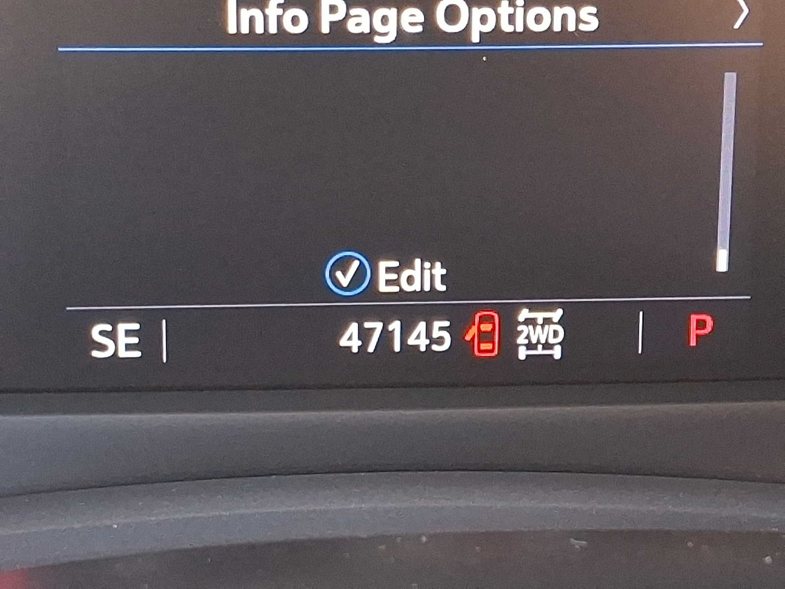 Used 2022 Cadillac XT4 Premium Luxury w/ Safety Alert Package AWD/4WD image 21