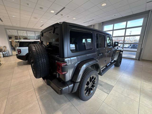 Used 2023 Jeep Wrangler Unlimited Sahara w/ Cold Weather Group image 3
