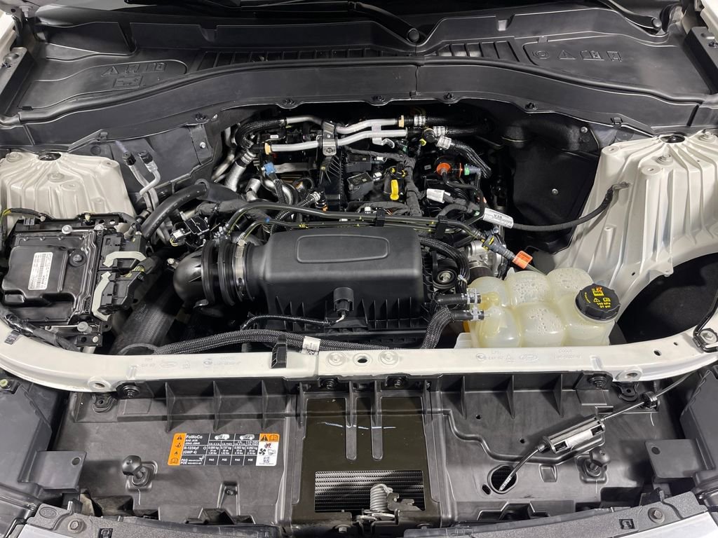 Used 2021 Ford Explorer XLT image 9