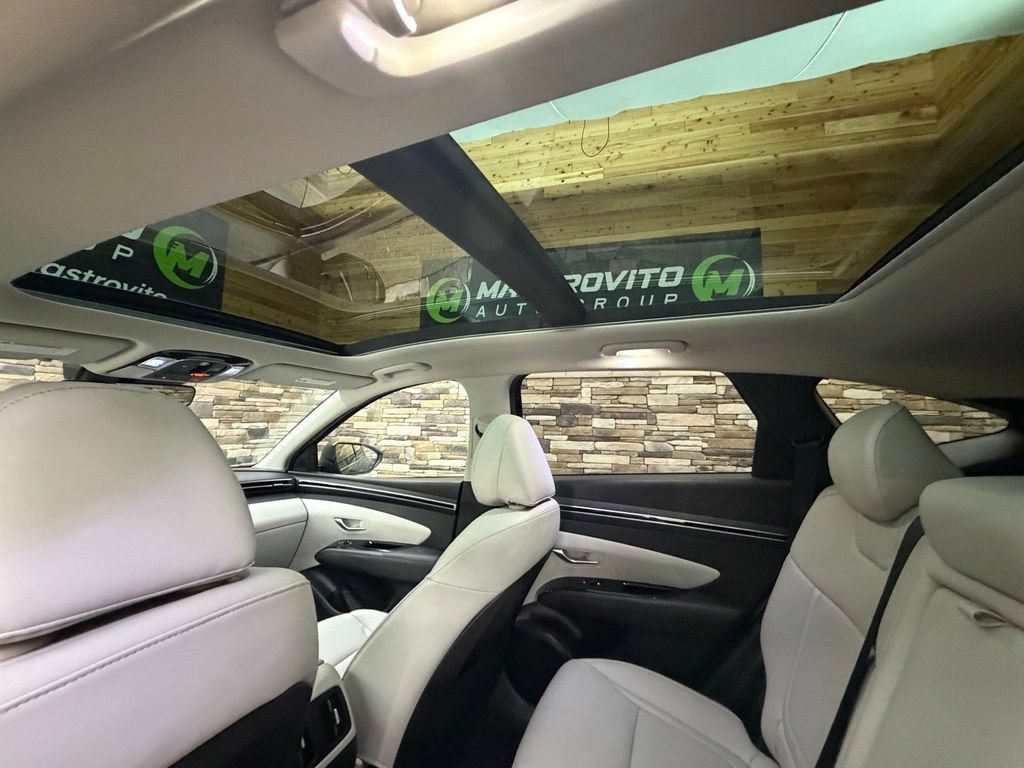 Used 2022 Hyundai Tucson Limited AWD/4WD image 49