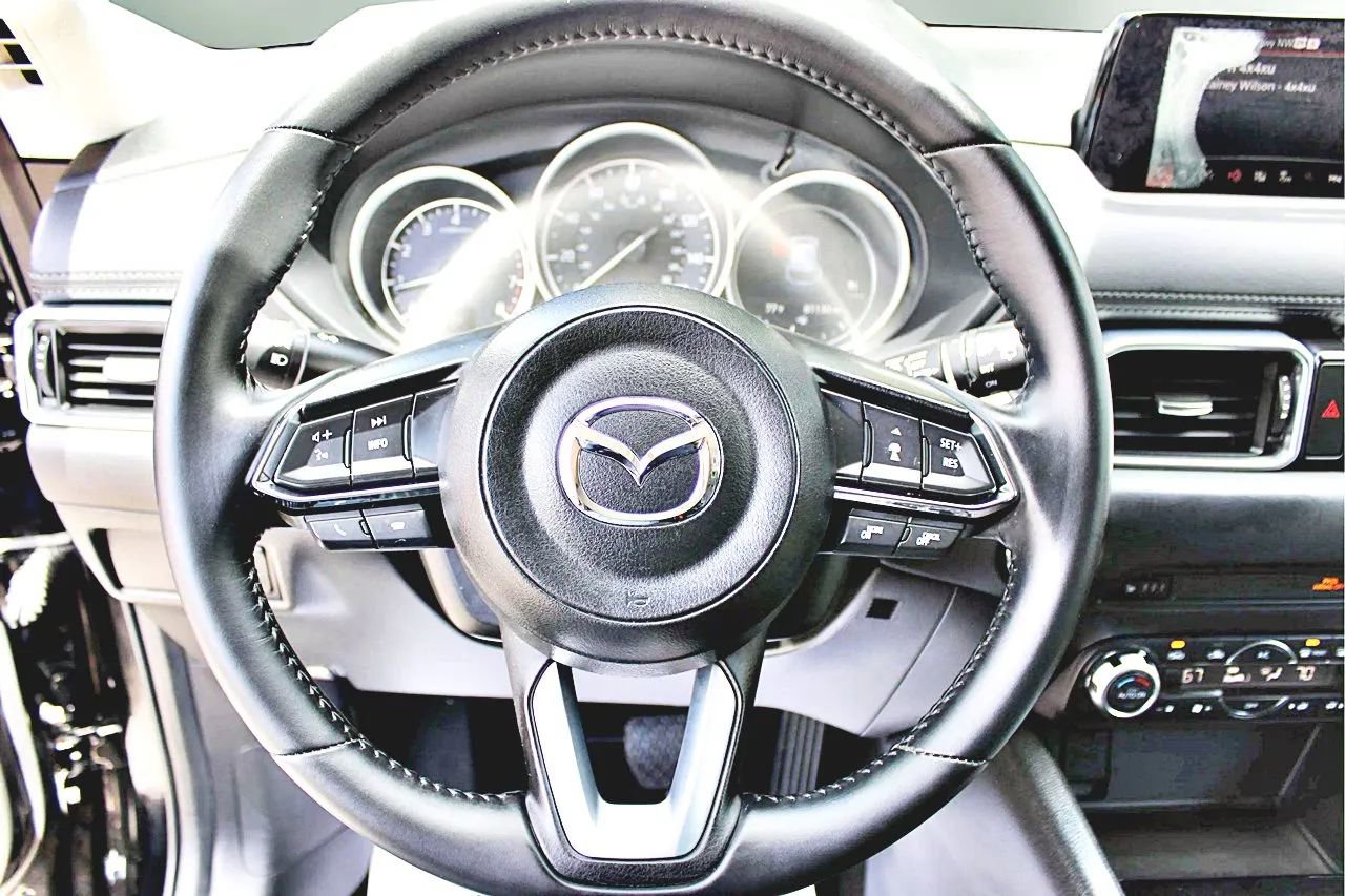 Used 2018 MAZDA CX-5 Touring FWD image 11