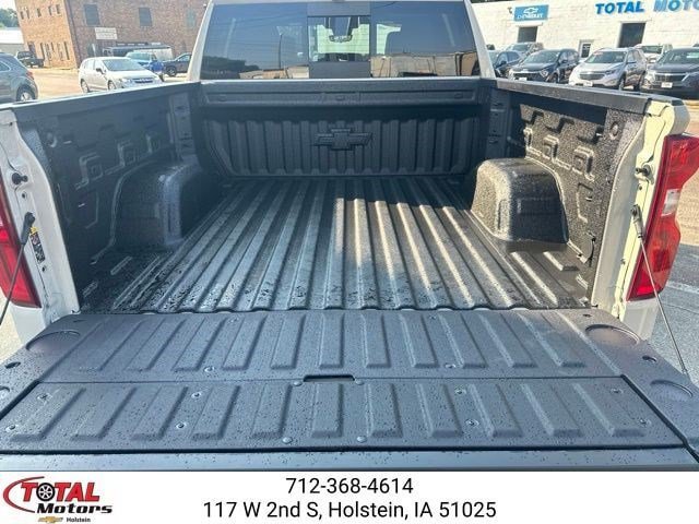 New 2026 Chevrolet Silverado 1500 ZR2 w/ Dark Appearance Package AWD/4WD image 43