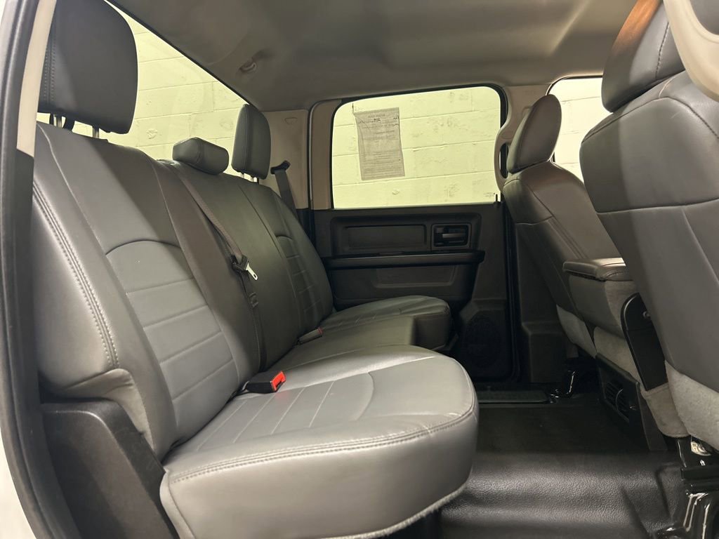 Used 2019 RAM 1500 Tradesman w/ Chrome Appearance Group image 9