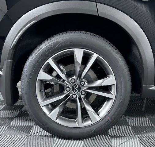 Certified 2026 INFINITI QX60 Pure w/ Cargo Package image 10