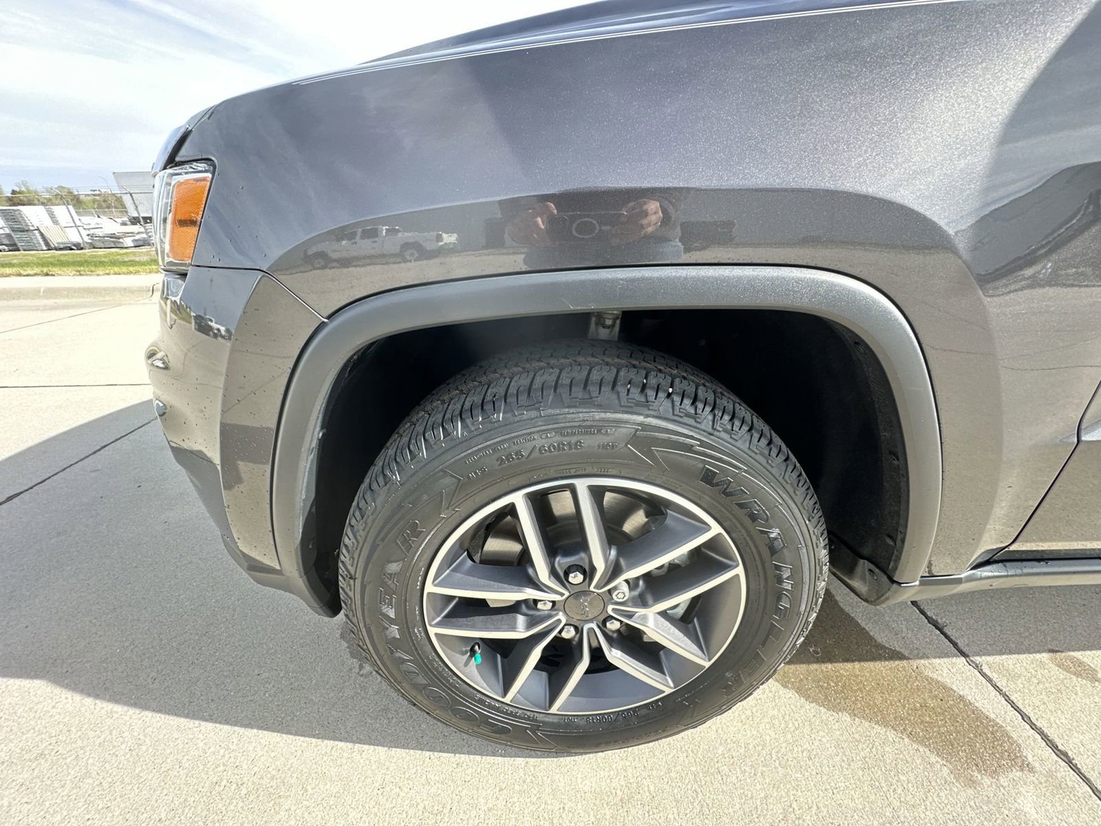 Used 2021 Jeep Grand Cherokee Limited AWD/4WD image 34