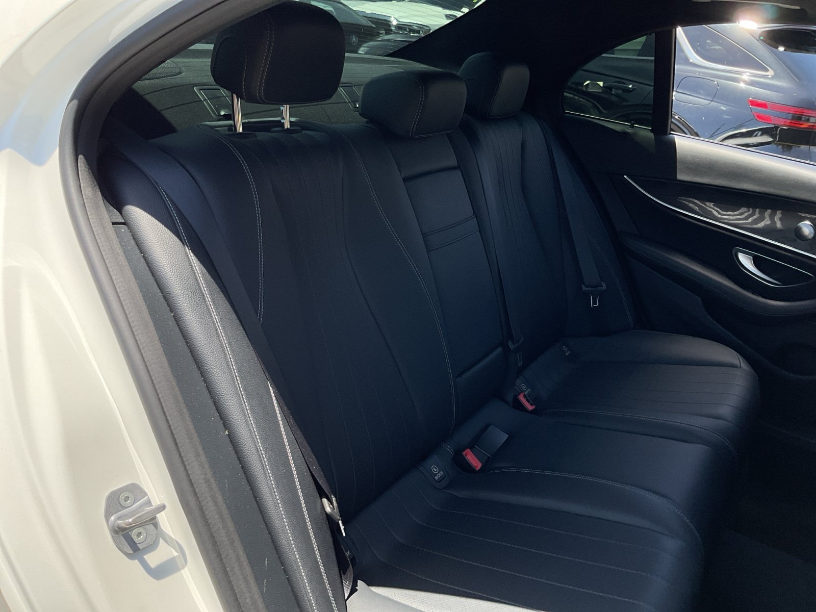Used 2017 Mercedes-Benz E 300 image 20