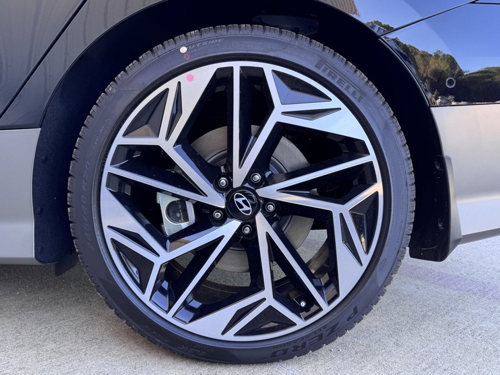 New 2025 Hyundai Ioniq 6 Limited image 29