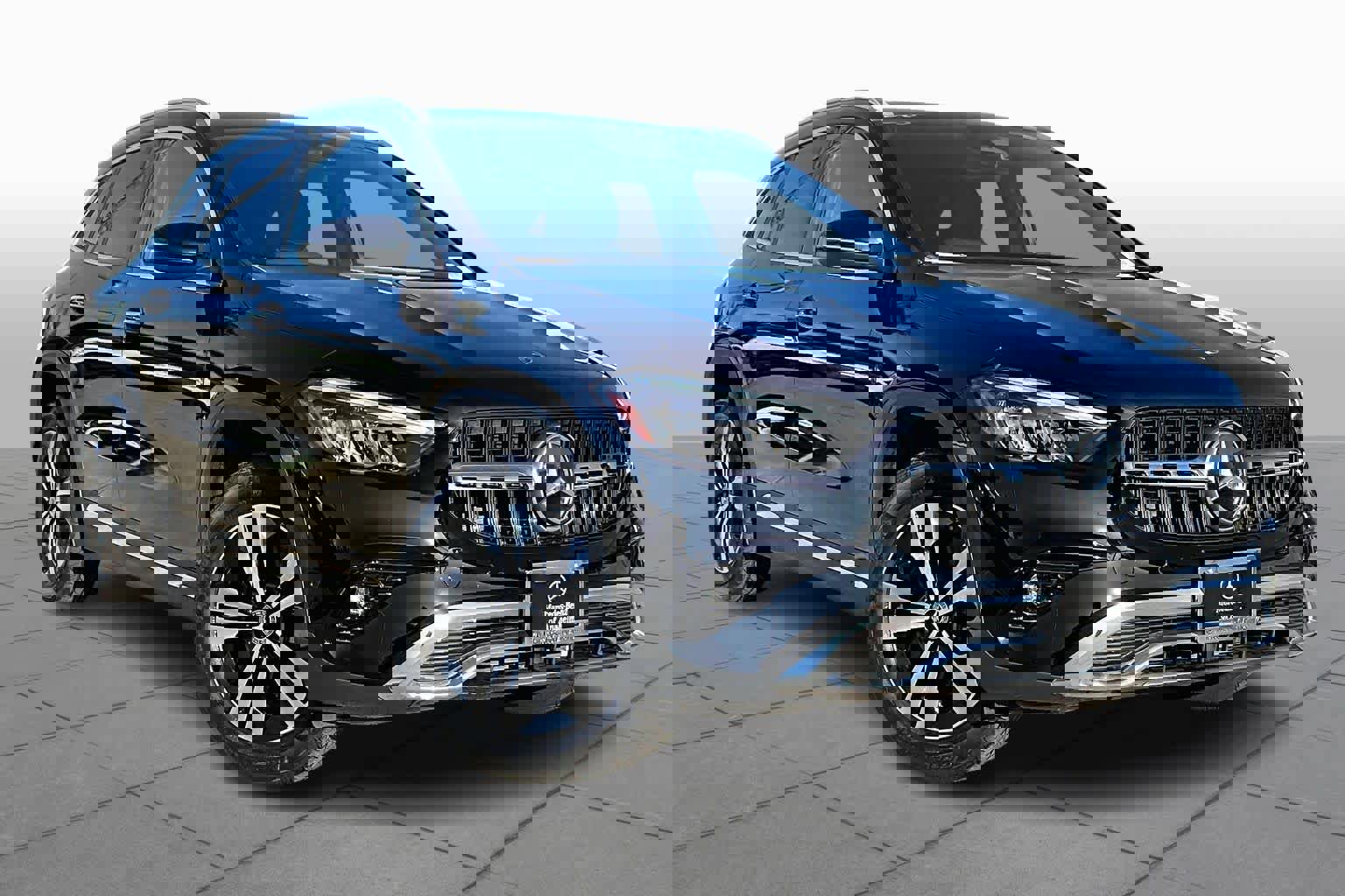 Used 2025 Mercedes-Benz GLA 250 image 2