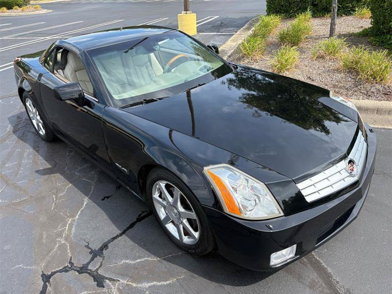Used 2005 Cadillac XLR RWD image 33