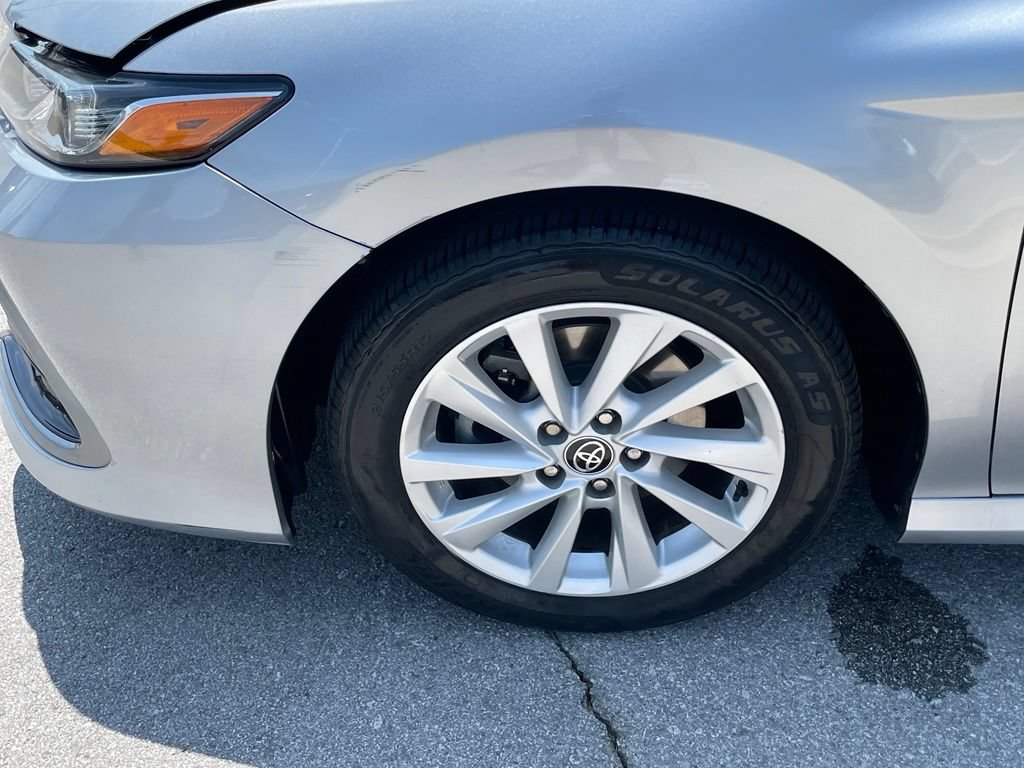 Used 2022 Toyota Camry LE FWD image 32