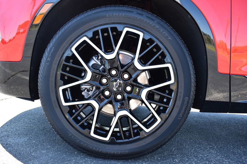 Certified 2023 Chevrolet Blazer RS w/ Driver Confidence II Package image 17