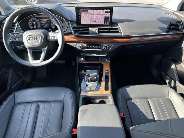 Used 2023 Audi Q5 2.0T Premium Plus w/ Premium Plus Package AWD/4WD image 16