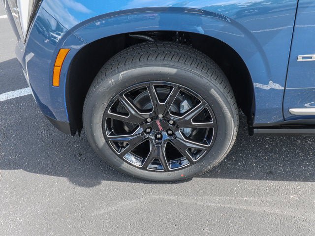 New 2026 GMC Yukon Denali w/ Sun & Power Step Package AWD/4WD image 33