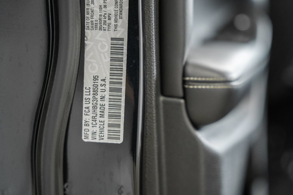 Certified 2023 Jeep Grand Cherokee Limited AWD/4WD image 45