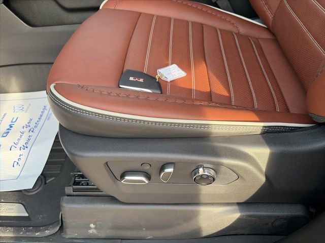 New 2026 GMC Sierra 2500 Denali Ultimate image 18