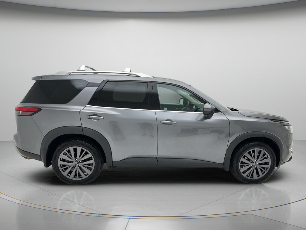 Used 2023 Nissan Pathfinder SL w/ SL Premium Package AWD/4WD image 6