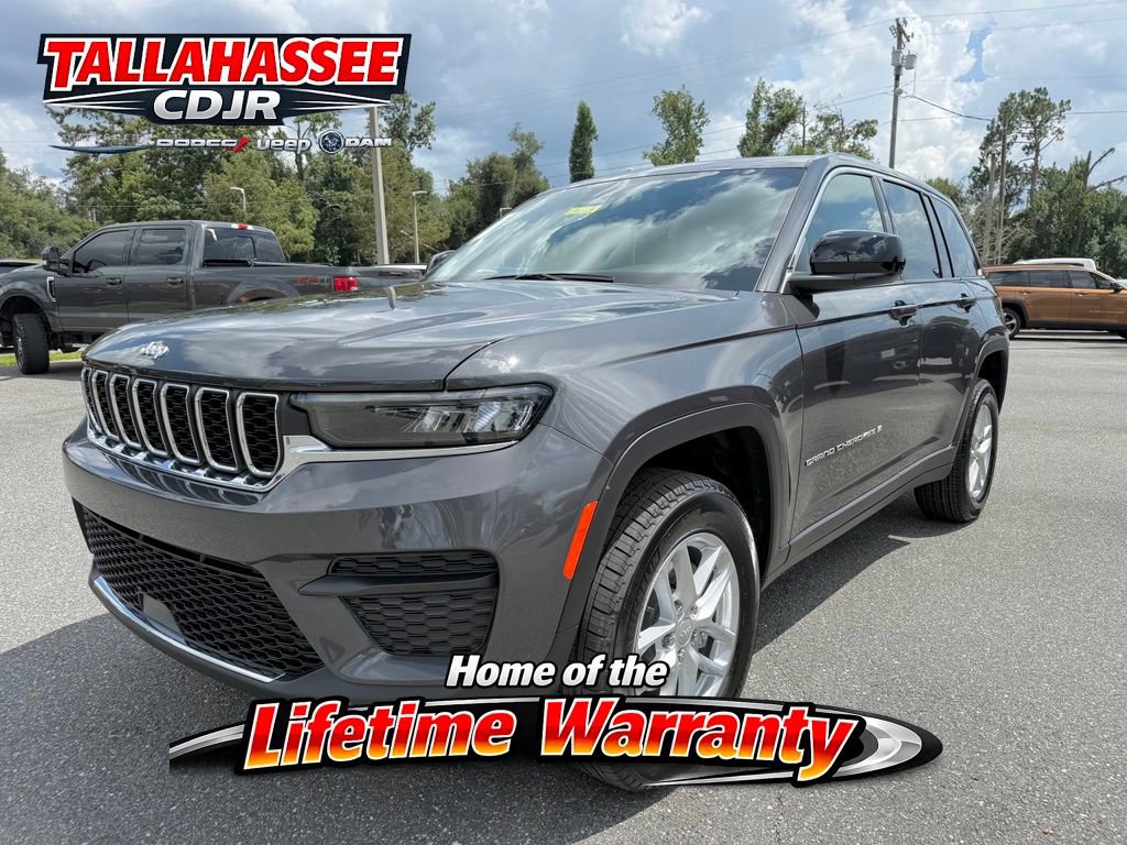 New 2026 Jeep Grand Cherokee Laredo RWD image 9