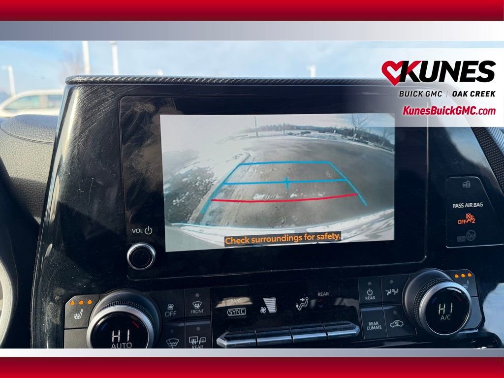 Used 2024 Toyota Highlander XSE image 23